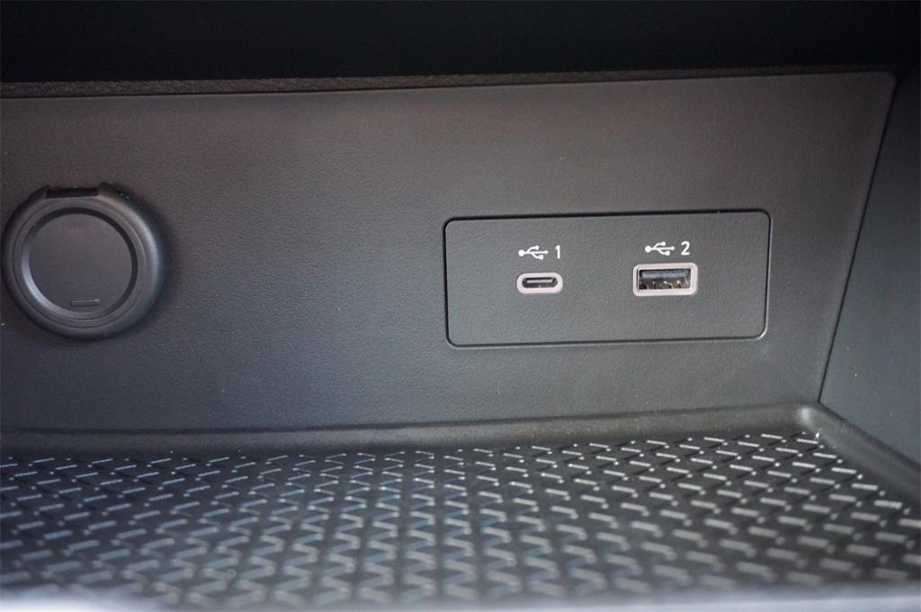 new 2025 Nissan Pathfinder car, priced at $34,935