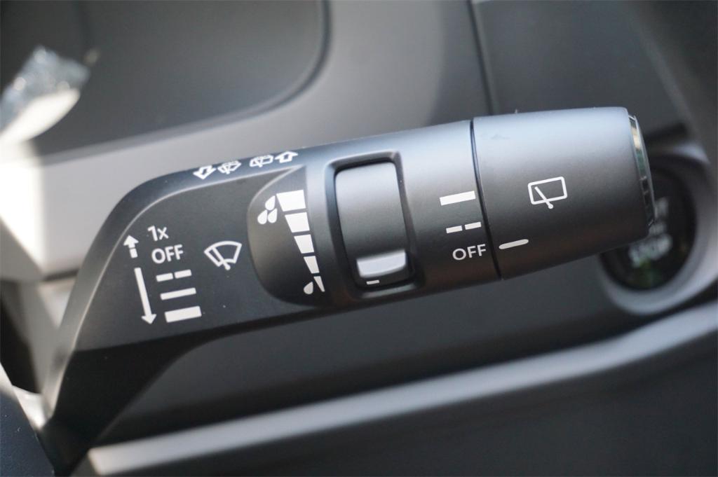 new 2025 Nissan Pathfinder car, priced at $34,935