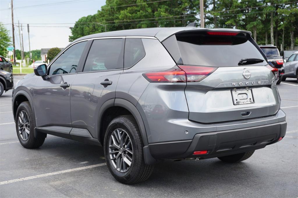 used 2025 Nissan Rogue car, priced at $26,919