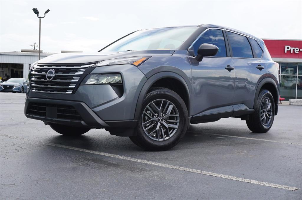 used 2025 Nissan Rogue car, priced at $26,919