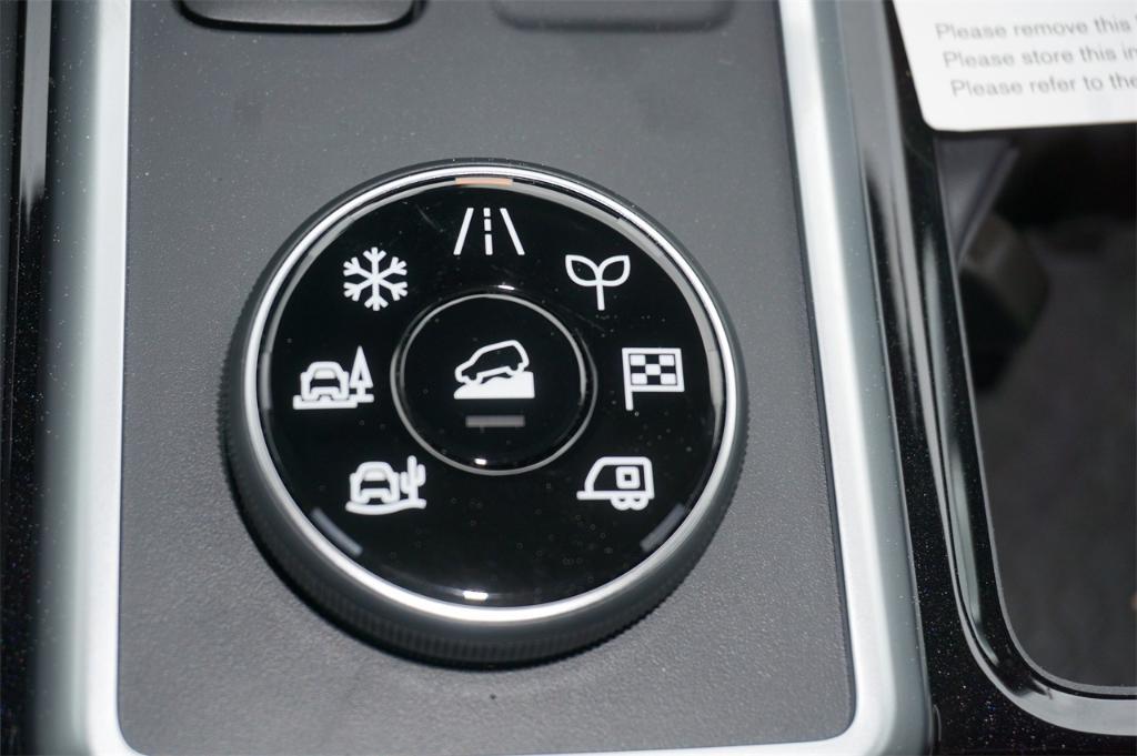 new 2025 Nissan Pathfinder car, priced at $42,312