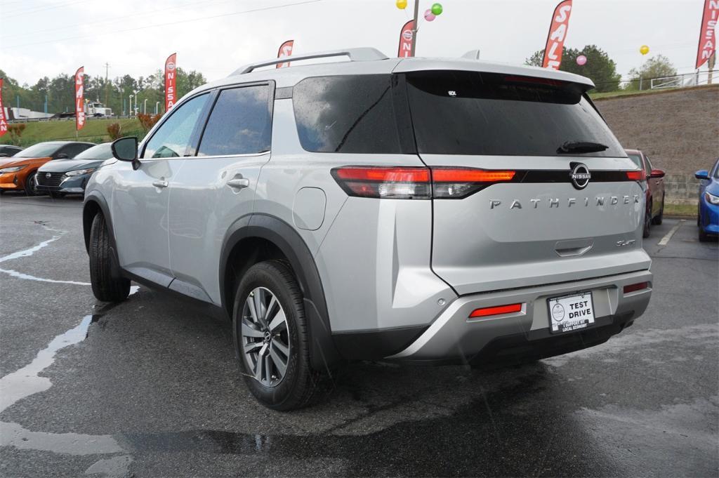 new 2025 Nissan Pathfinder car, priced at $42,312