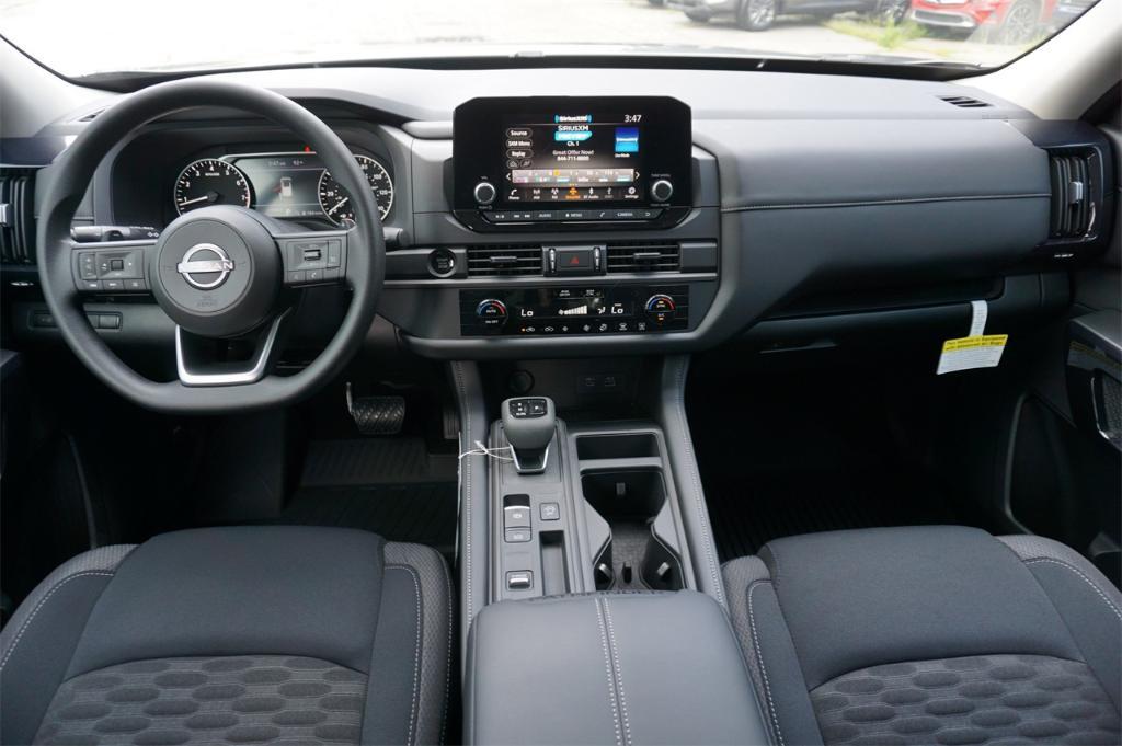 new 2025 Nissan Pathfinder car, priced at $35,077