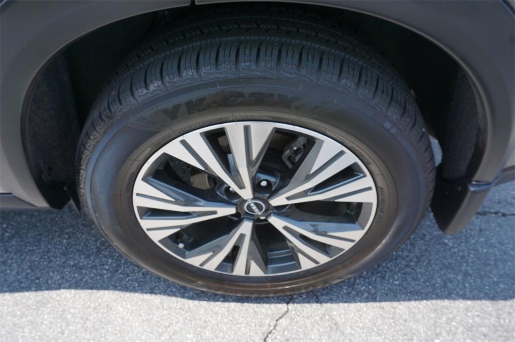used 2023 Nissan Rogue car, priced at $23,182