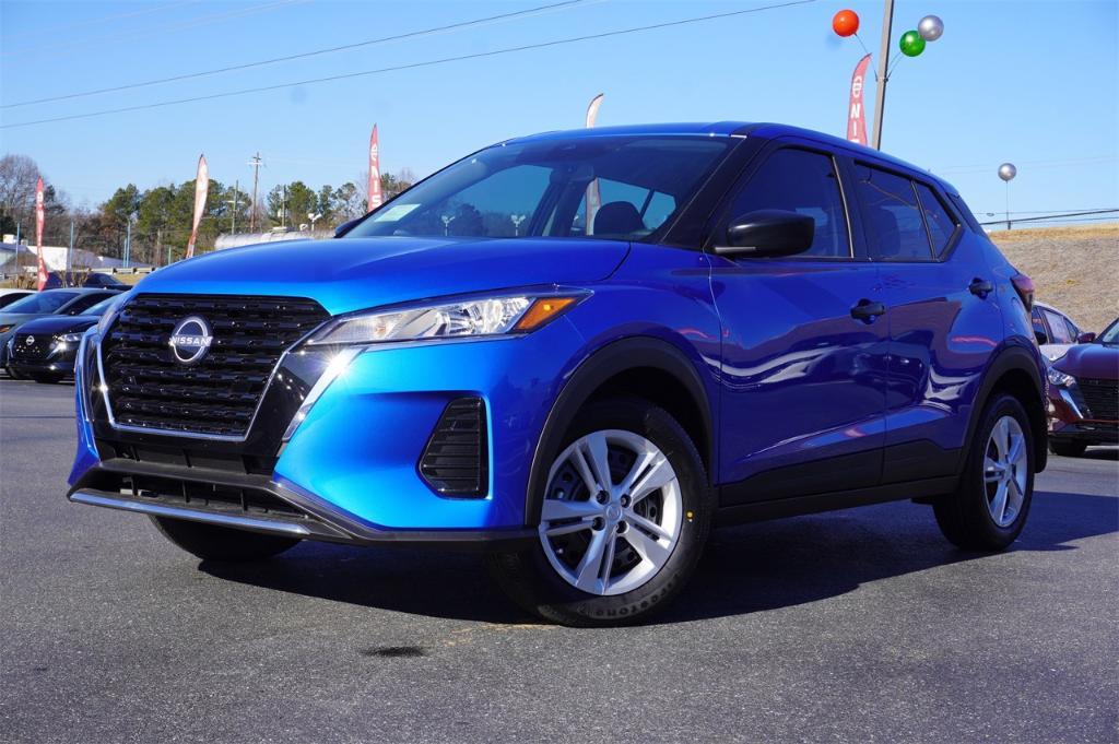 new 2025 Nissan Kicks Play car, priced at $22,507
