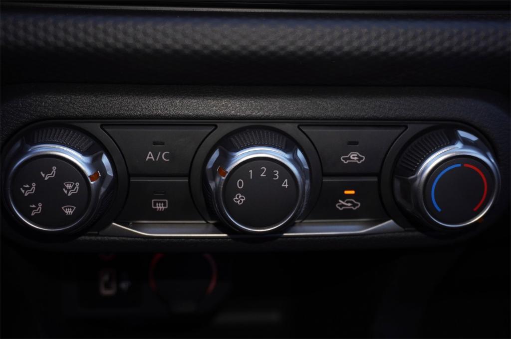 new 2025 Nissan Kicks Play car, priced at $22,507