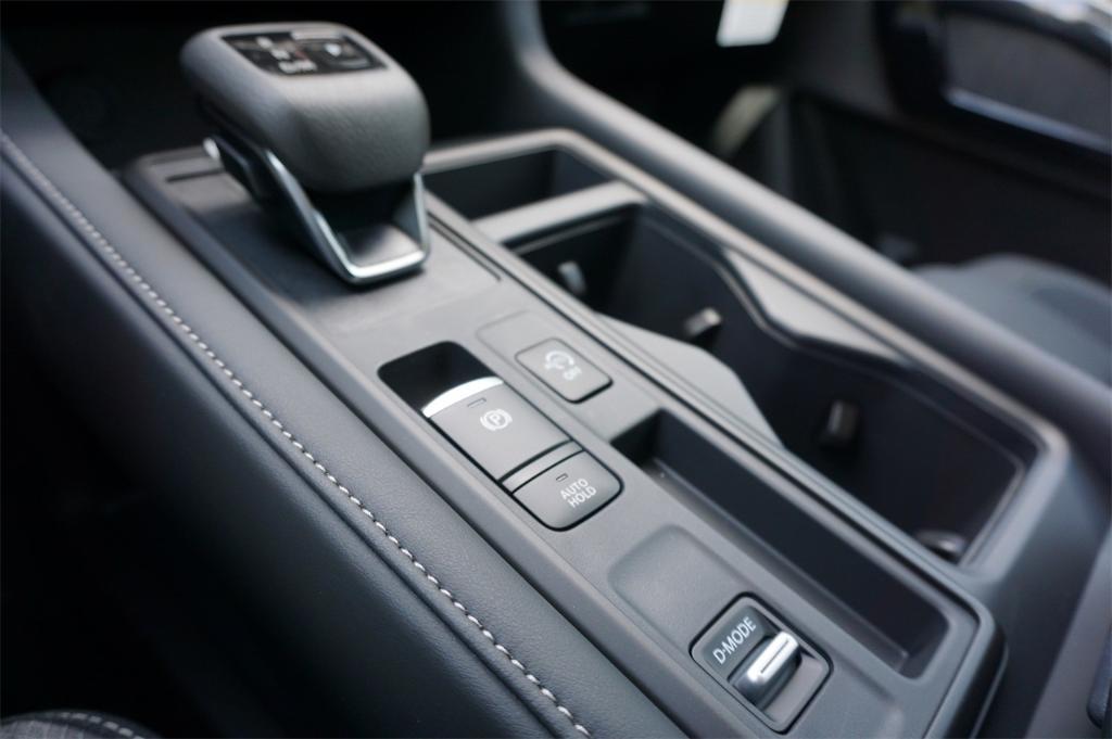 new 2025 Nissan Pathfinder car, priced at $34,935