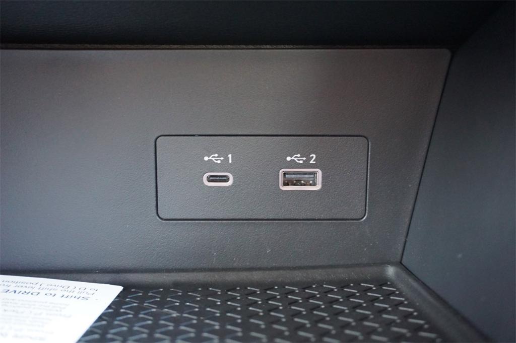 new 2025 Nissan Pathfinder car, priced at $34,935