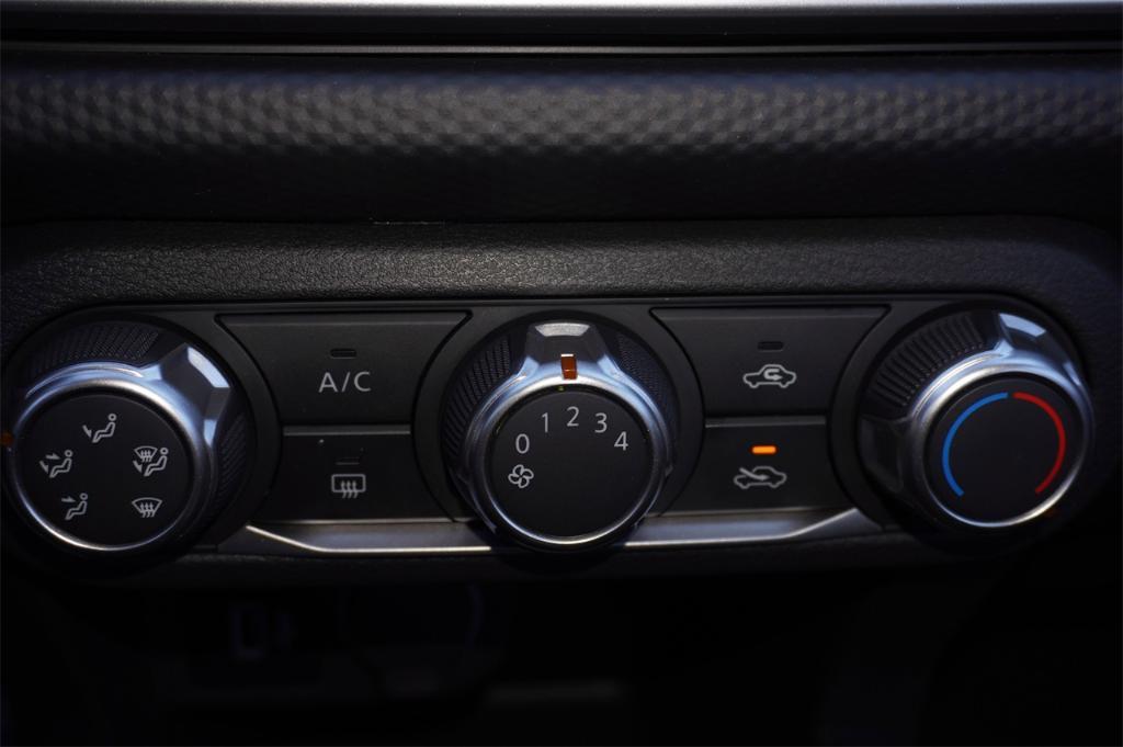 new 2025 Nissan Kicks Play car, priced at $22,431
