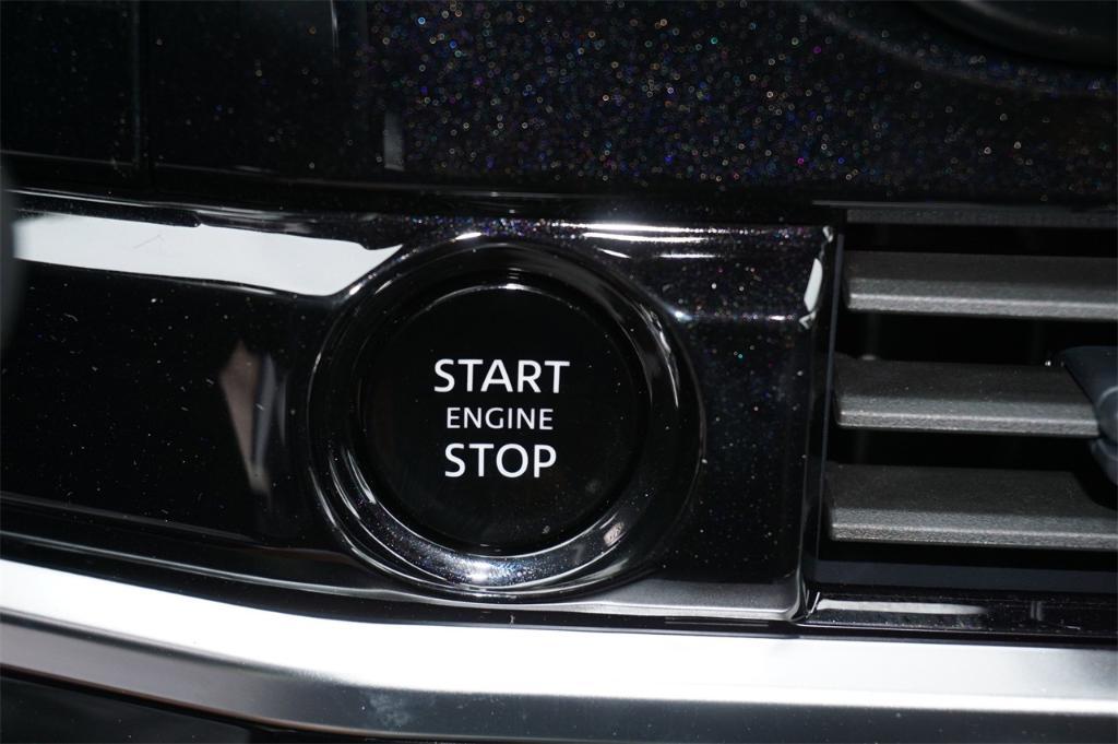 new 2025 Nissan Pathfinder car, priced at $38,524