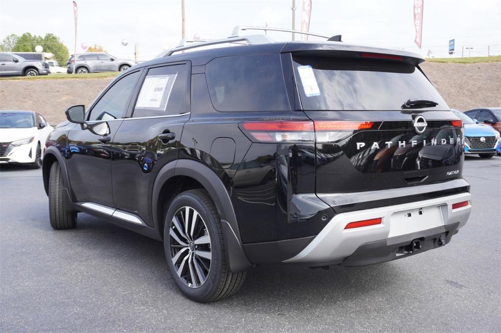 new 2025 Nissan Pathfinder car, priced at $46,912