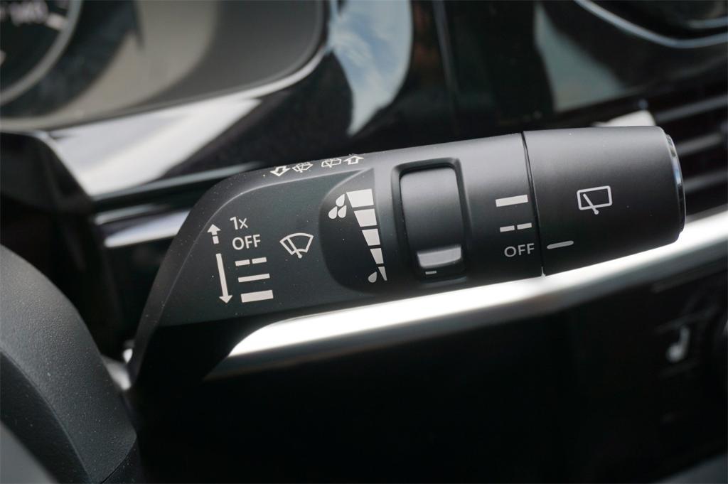 new 2025 Nissan Pathfinder car, priced at $40,482