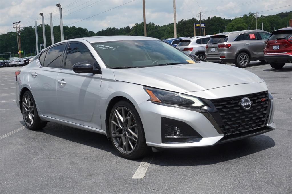 used 2023 Nissan Altima car, priced at $22,997