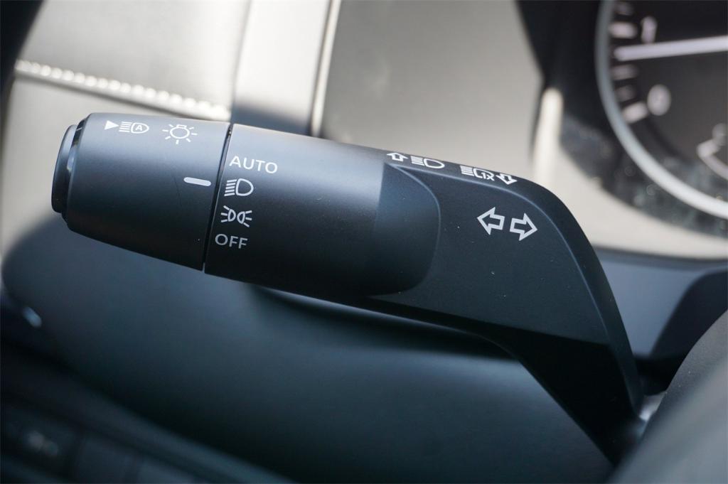 new 2025 Nissan Pathfinder car, priced at $35,051