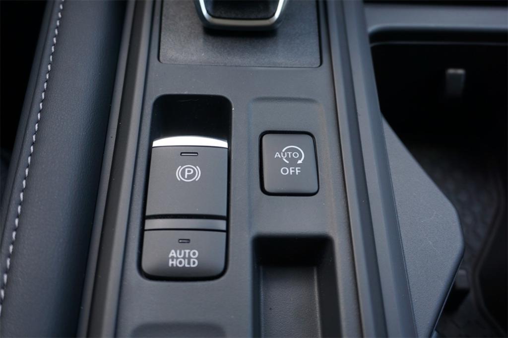 new 2025 Nissan Pathfinder car, priced at $35,051