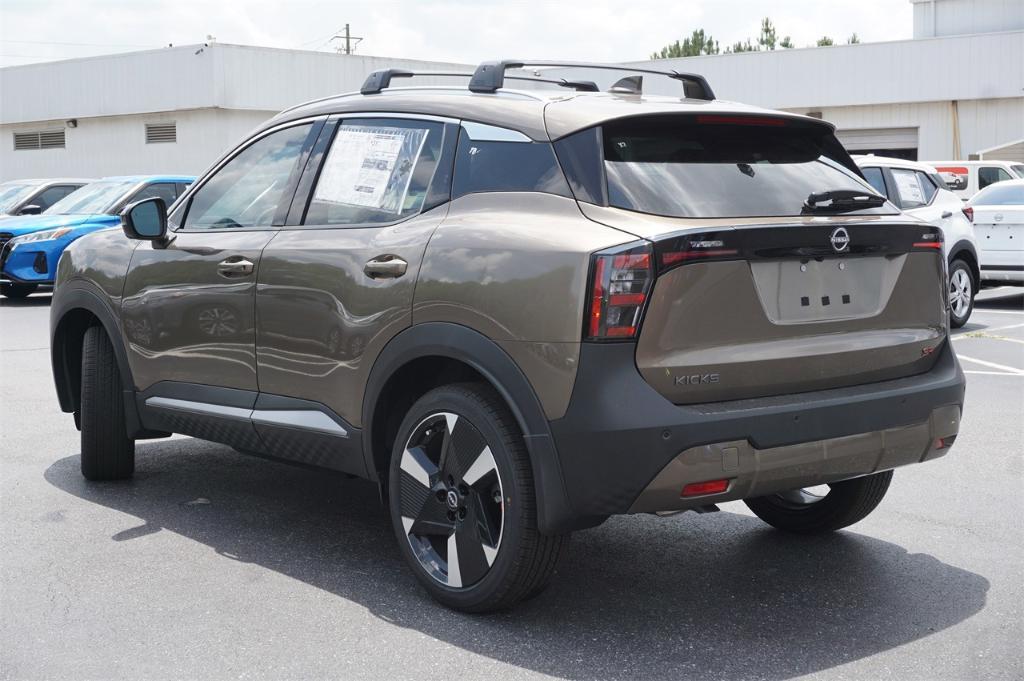 new 2025 Nissan Kicks car, priced at $27,250