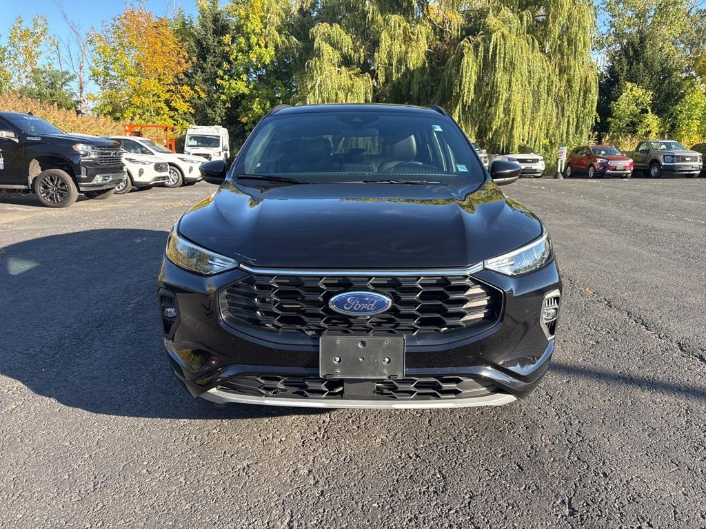used 2023 Ford Escape car, priced at $23,336