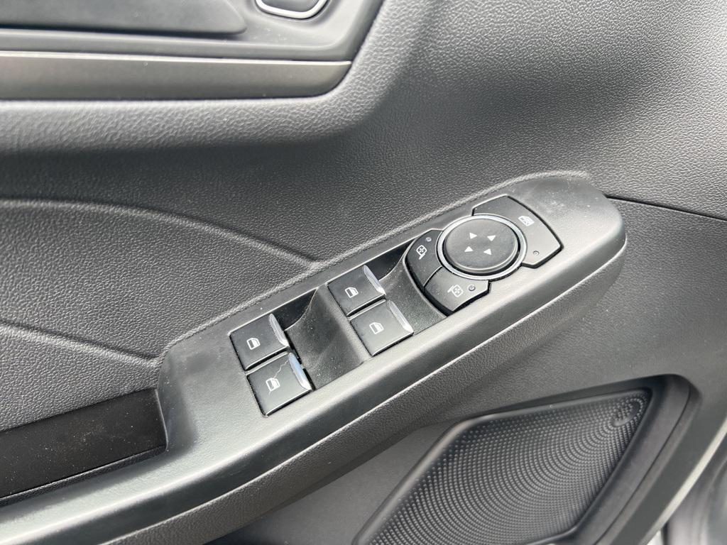 used 2025 Ford Escape car, priced at $30,014