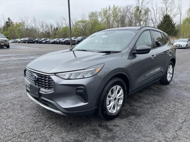 used 2025 Ford Escape car, priced at $29,082