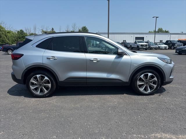 used 2024 Ford Escape car, priced at $30,927