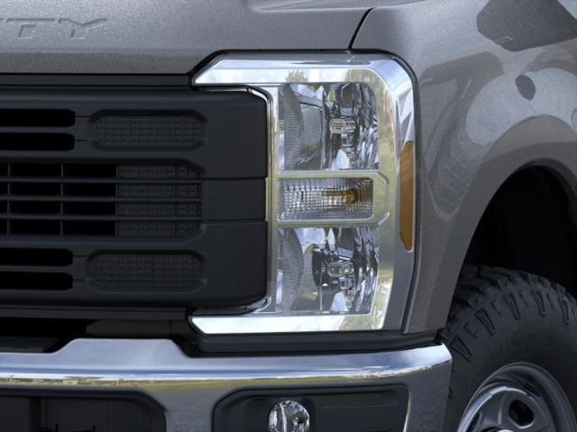 new 2025 Ford F-250 car, priced at $58,100