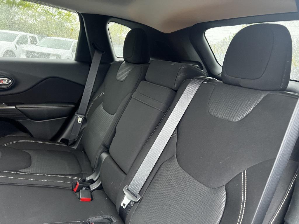 used 2016 Jeep Cherokee car, priced at $12,977