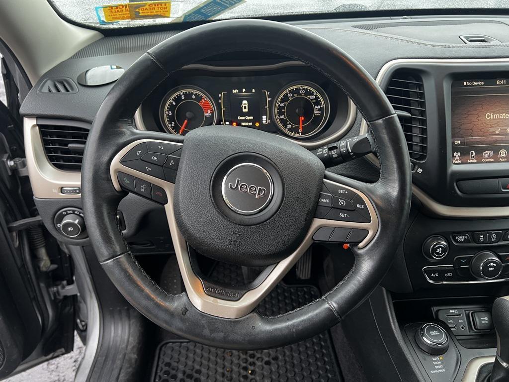 used 2016 Jeep Cherokee car, priced at $12,977