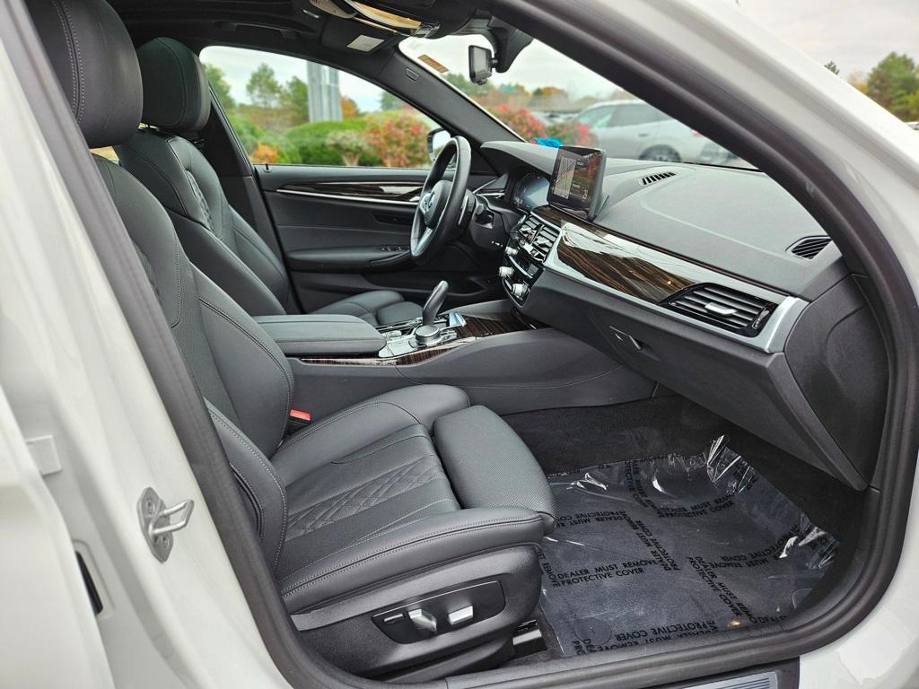used 2023 BMW 540 car, priced at $42,940
