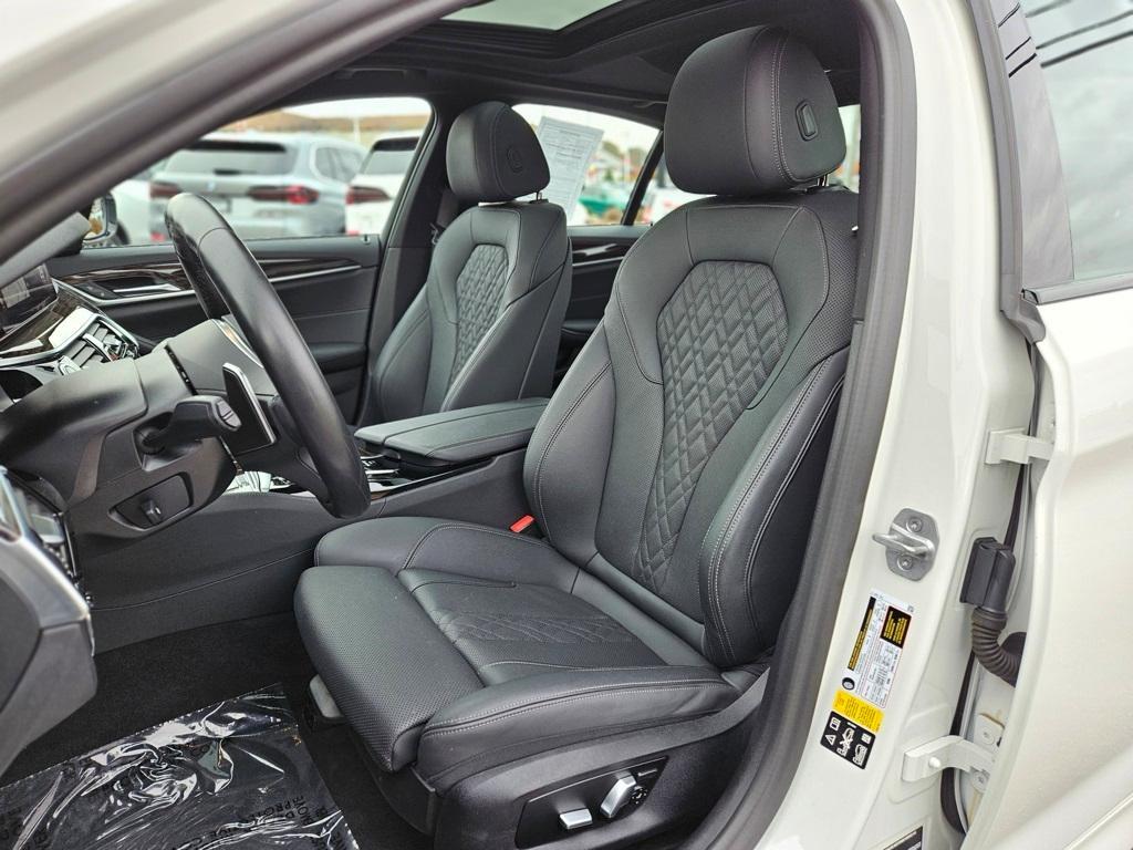 used 2023 BMW 540 car, priced at $42,940