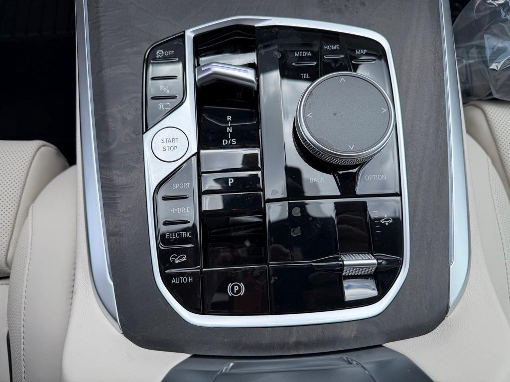 new 2026 BMW X5 PHEV car, priced at $87,175