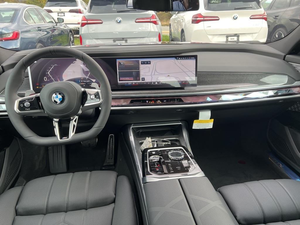 new 2026 BMW 760 car, priced at $139,785