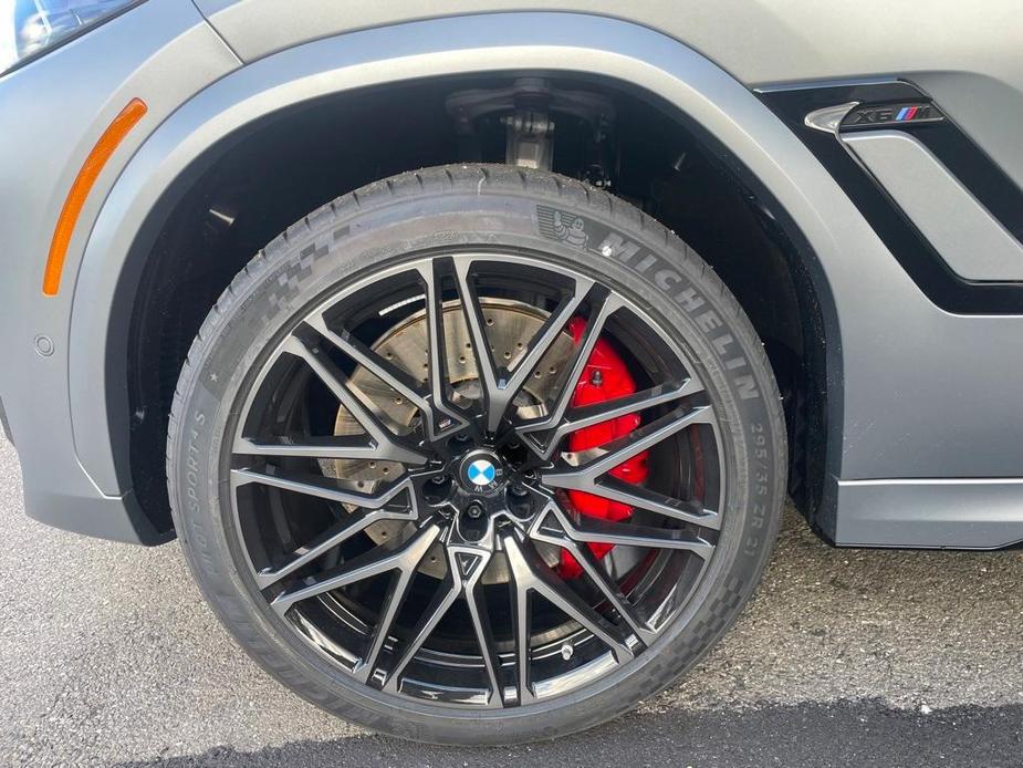 new 2025 BMW X6 M car, priced at $145,175