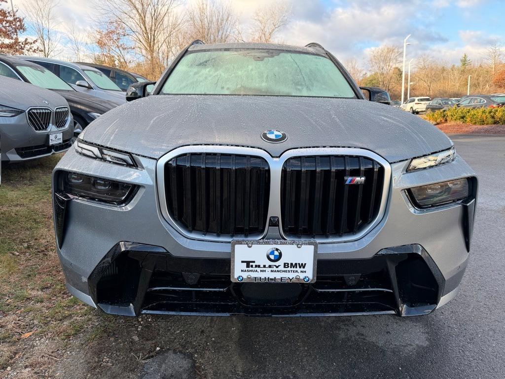 new 2026 BMW X7 car, priced at $127,675