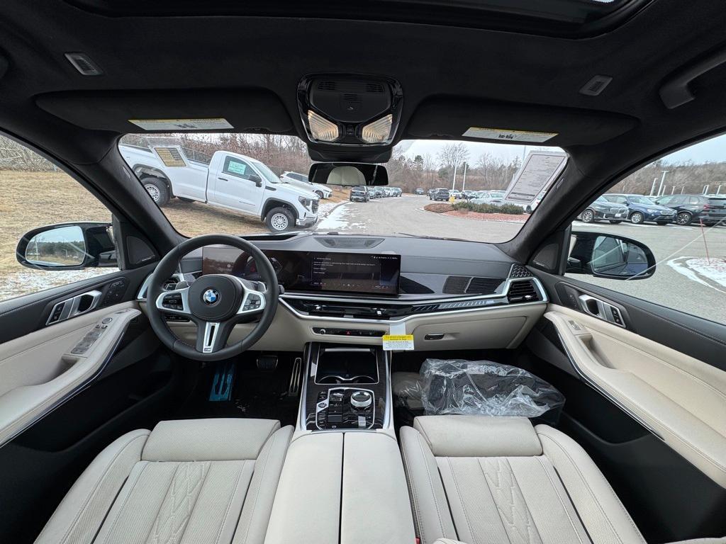 new 2025 BMW X7 car, priced at $120,120