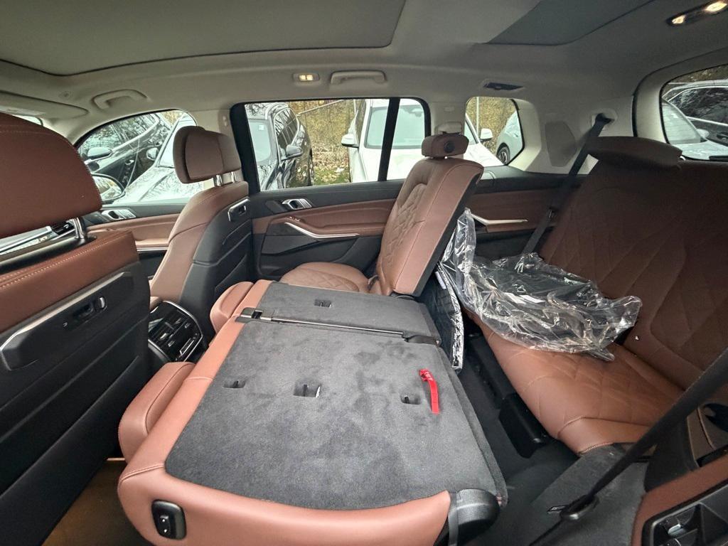new 2026 BMW X7 car, priced at $94,330