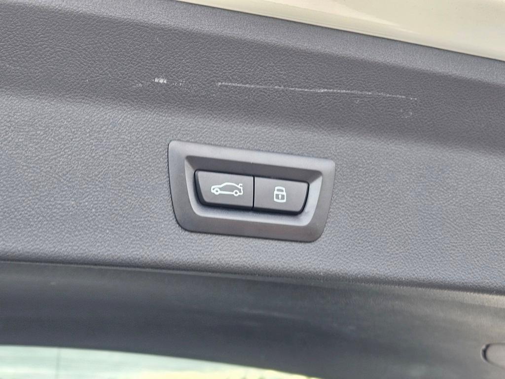 used 2023 BMW X3 car, priced at $33,262