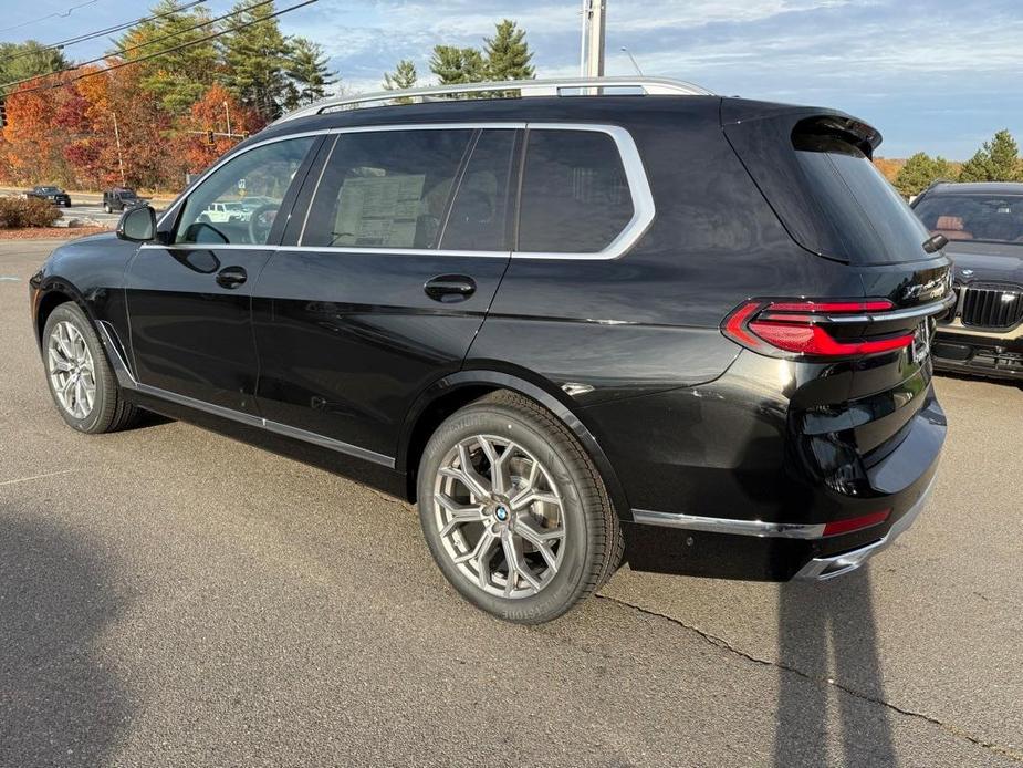 new 2025 BMW X7 car, priced at $100,125