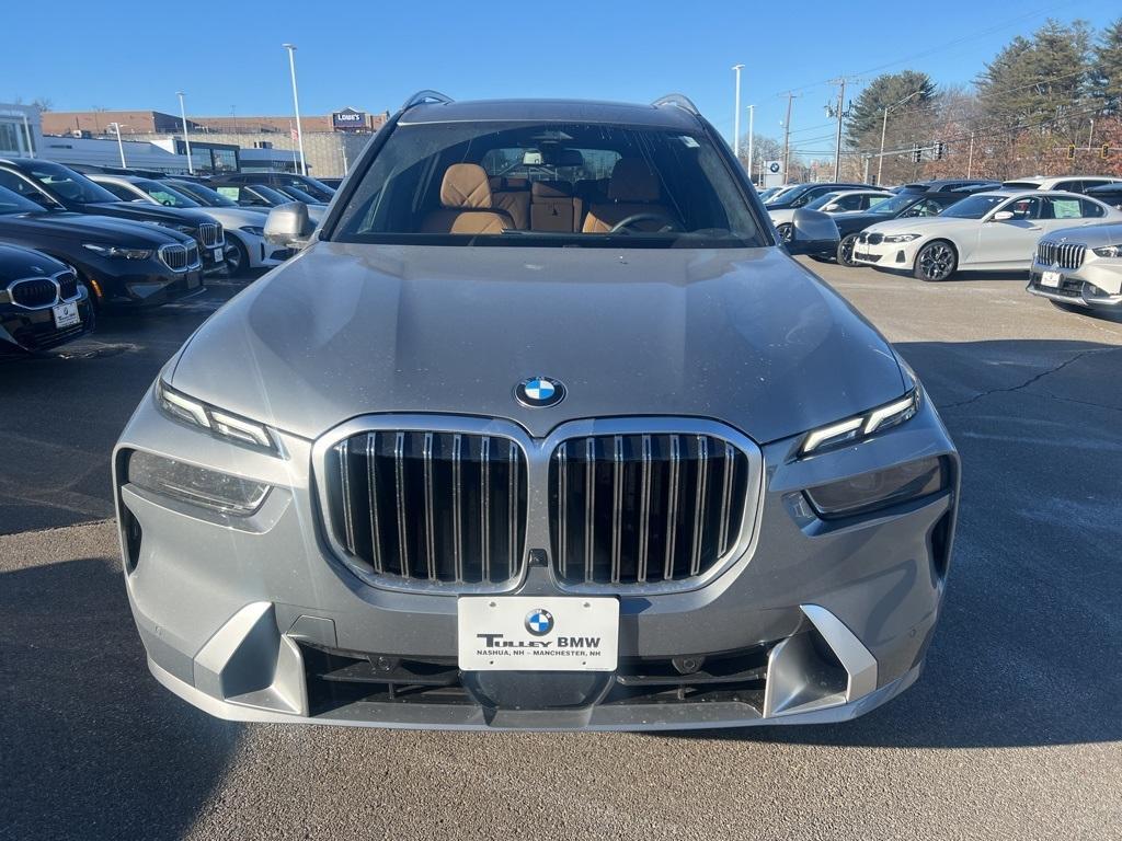 new 2025 BMW X7 car, priced at $91,505