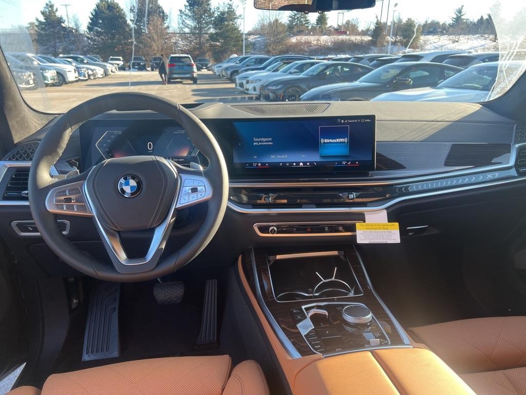 new 2025 BMW X7 car, priced at $91,505