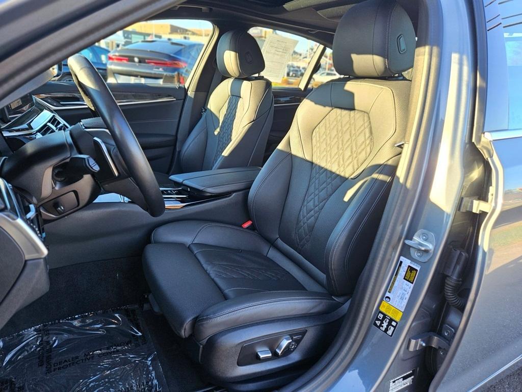 used 2023 BMW 530 car, priced at $38,871