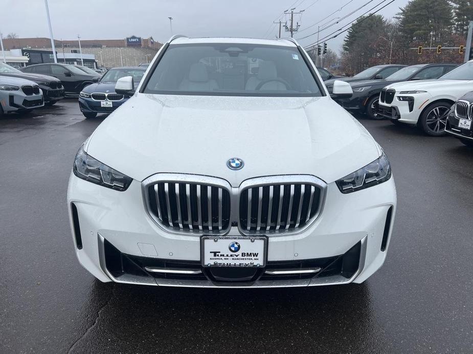 new 2025 BMW X5 PHEV car, priced at $78,340