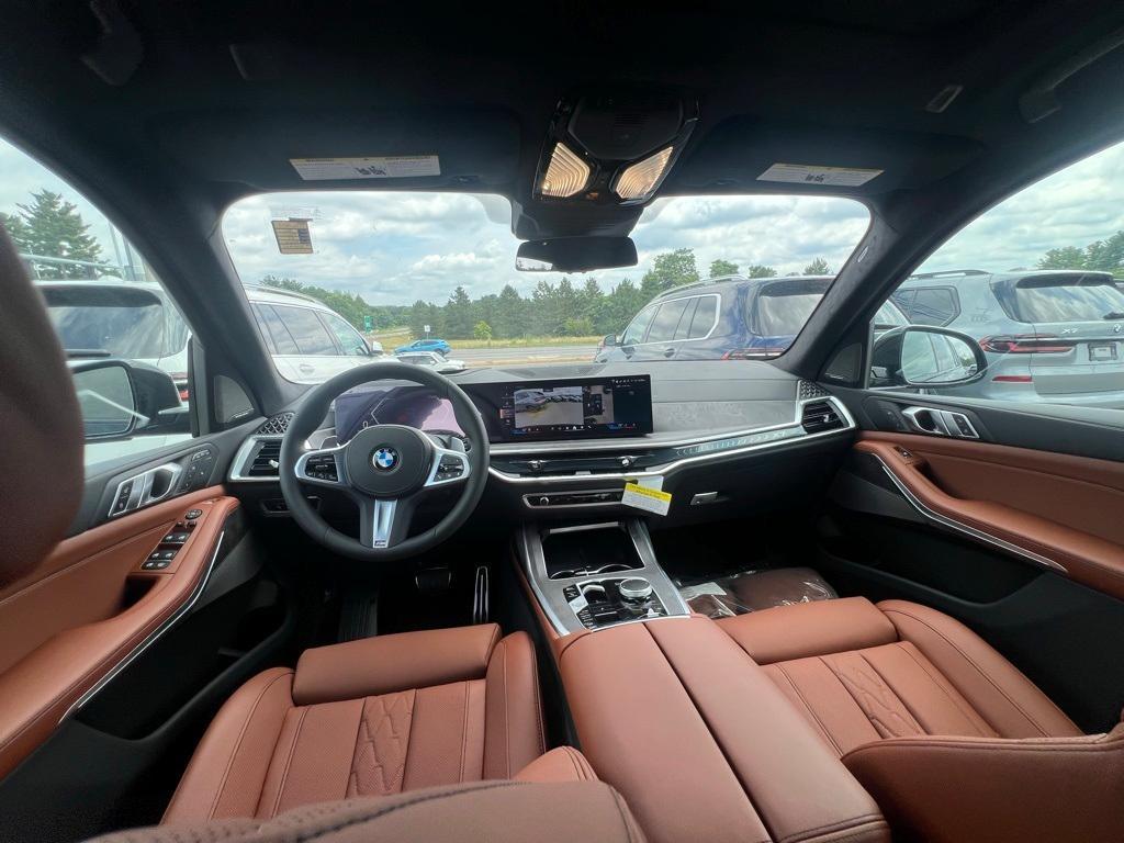 new 2026 BMW X7 car, priced at $99,875