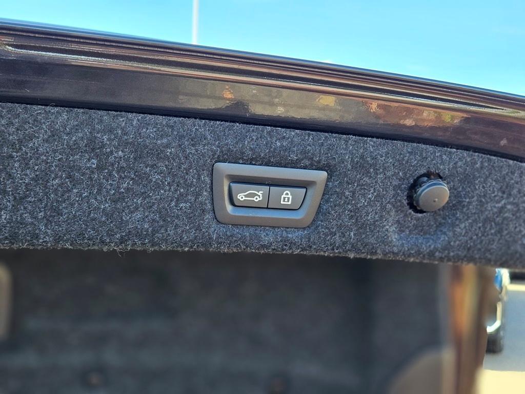 used 2023 BMW 540 car, priced at $47,735