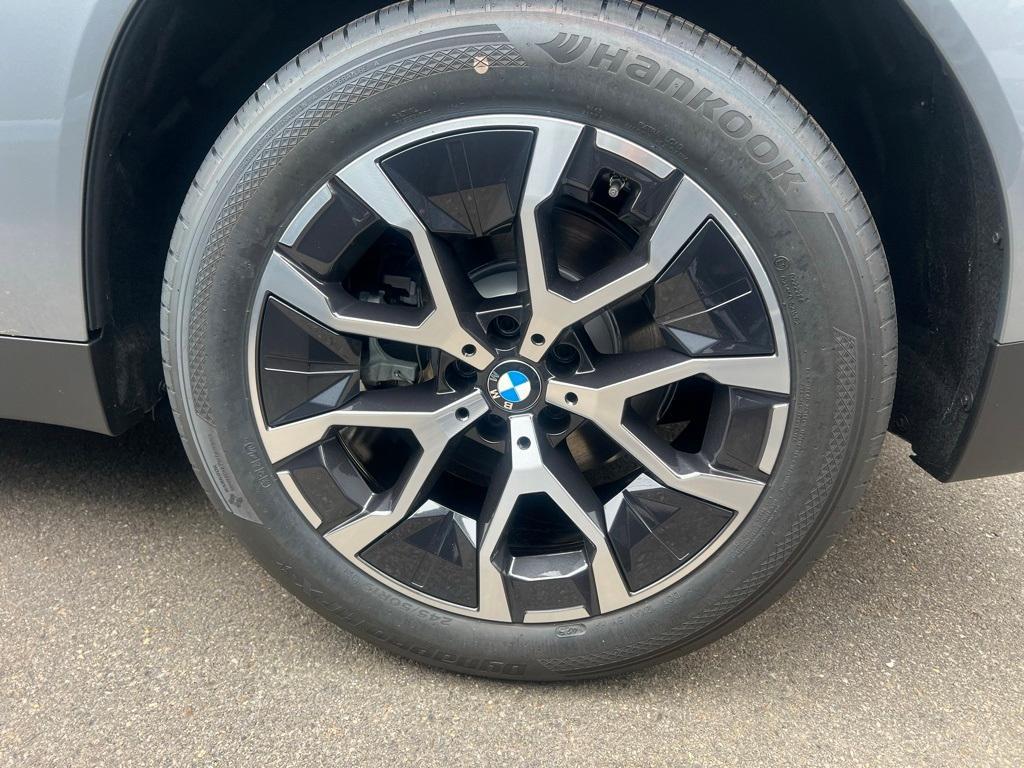 new 2025 BMW X3 car, priced at $54,055