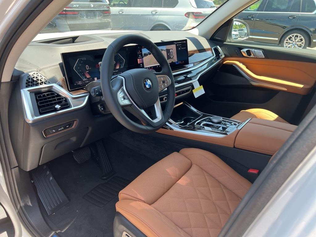new 2026 BMW X7 car, priced at $91,925