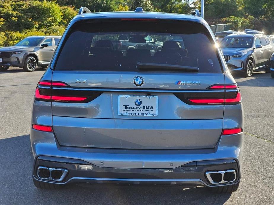 new 2025 BMW X7 car, priced at $118,905