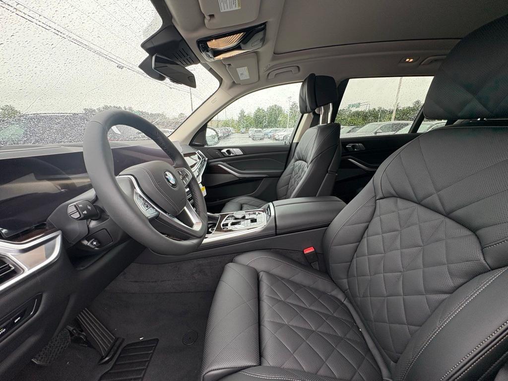 new 2026 BMW X7 car, priced at $94,330