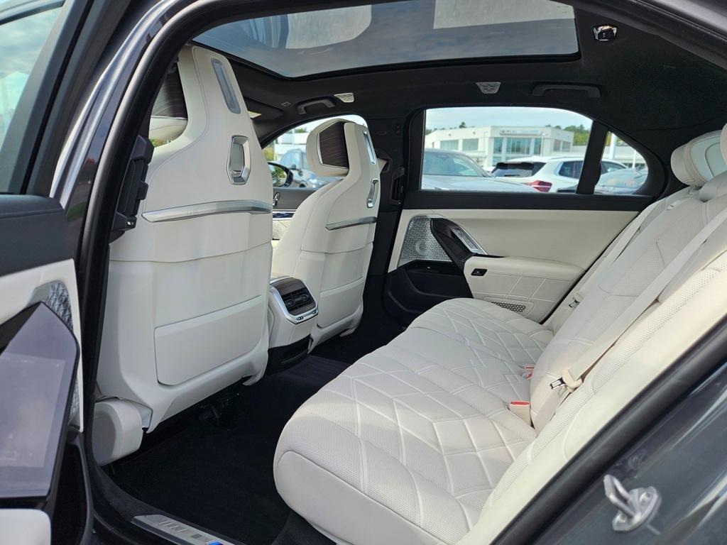 used 2023 BMW 760 car, priced at $75,974