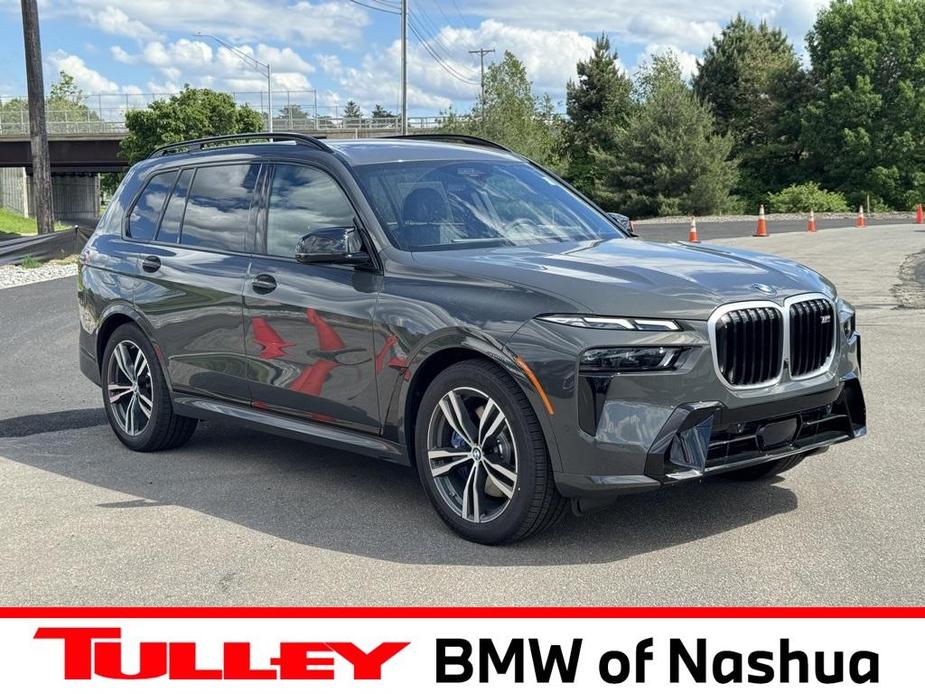 new 2025 BMW X7 car, priced at $118,725