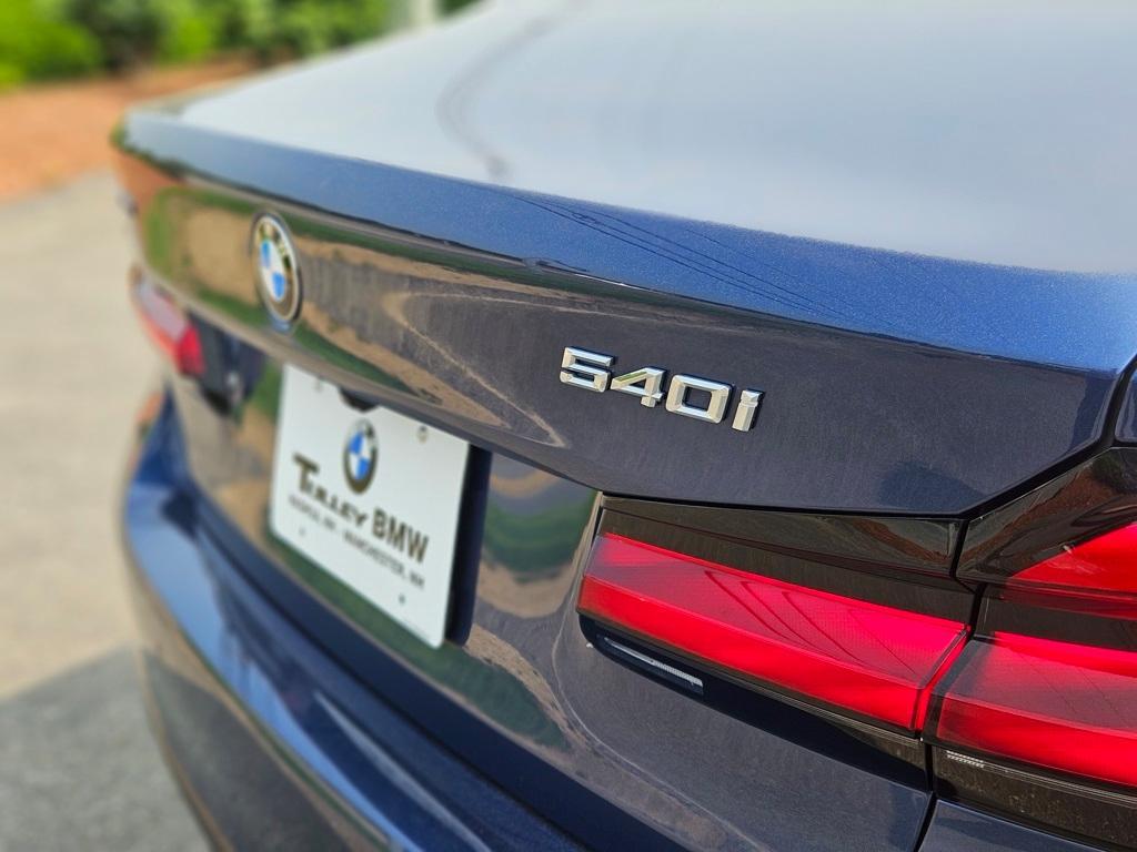 used 2022 BMW 540 car, priced at $38,151